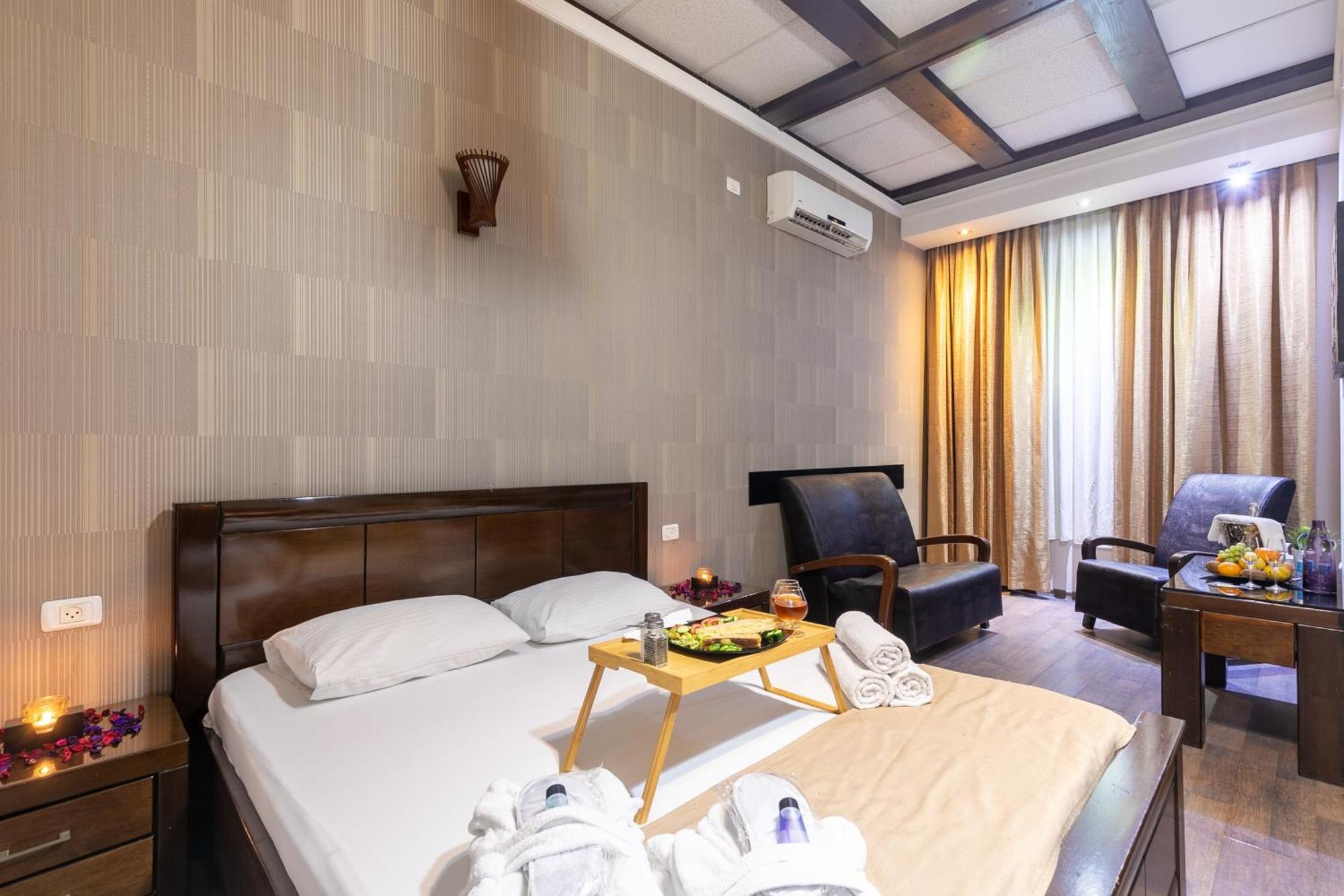 Hotel House Rishon LeZion Bagian luar foto