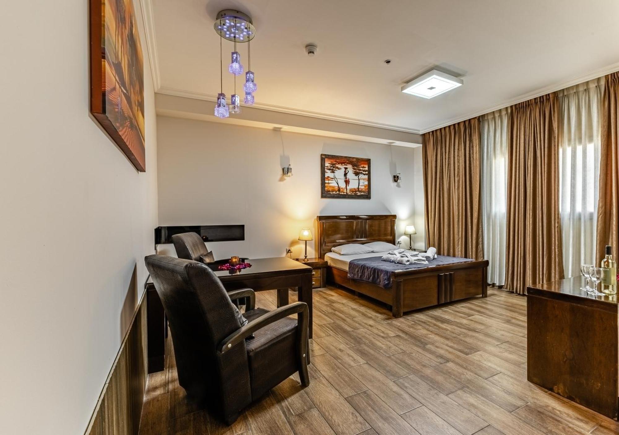 Hotel House Rishon LeZion Bagian luar foto