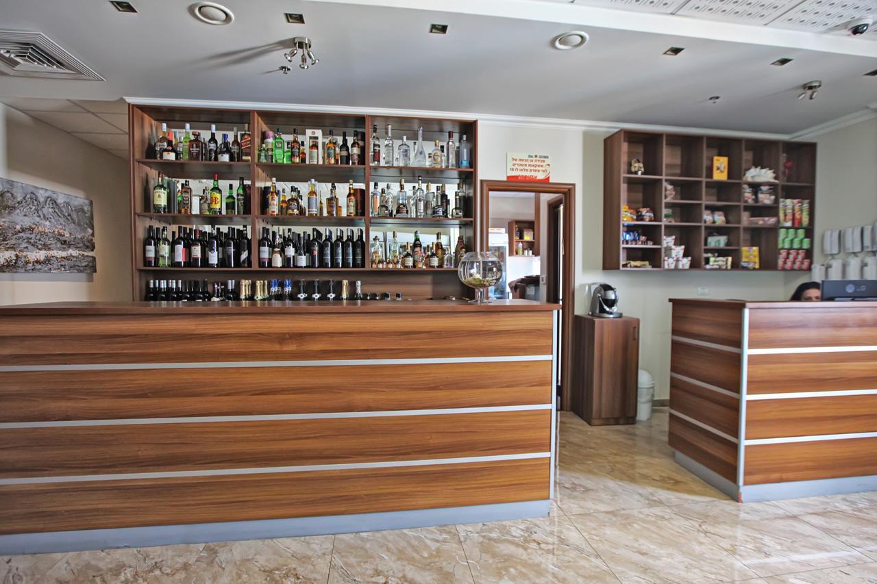 Hotel House Rishon LeZion Bagian luar foto