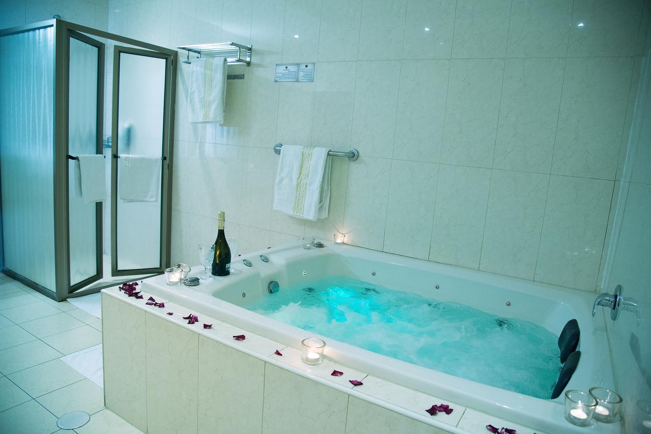 Hotel House Rishon LeZion Bagian luar foto